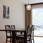 International House Mit Terrasse Zw 9 Apartamento