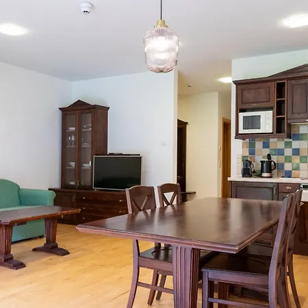 Appartement International House Mit Terrasse Zw 9 *