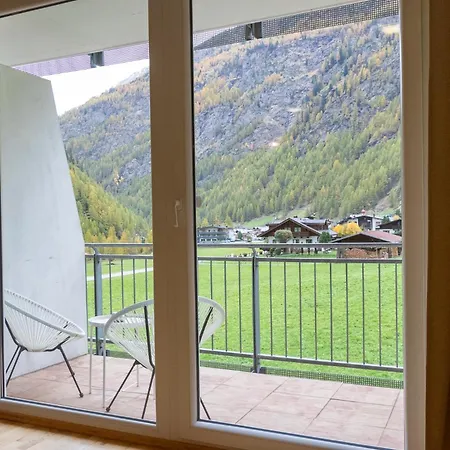 Apartmán International House Mit Terrasse Zw 9 *